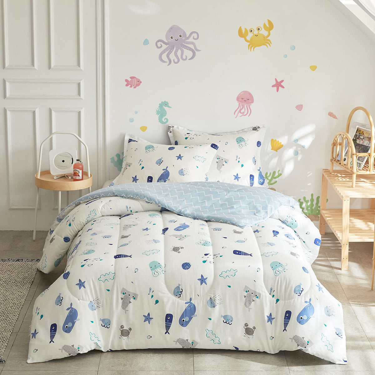Joyreap Dinosaur Kids Cotton Comforter Set for Boys Girls, Twin Size 3pcs Cotton Bedding Comforter, Fresh Green Dinosaurs on White Design, Skin-Friendly Breathable for All Season- 68x88 inches