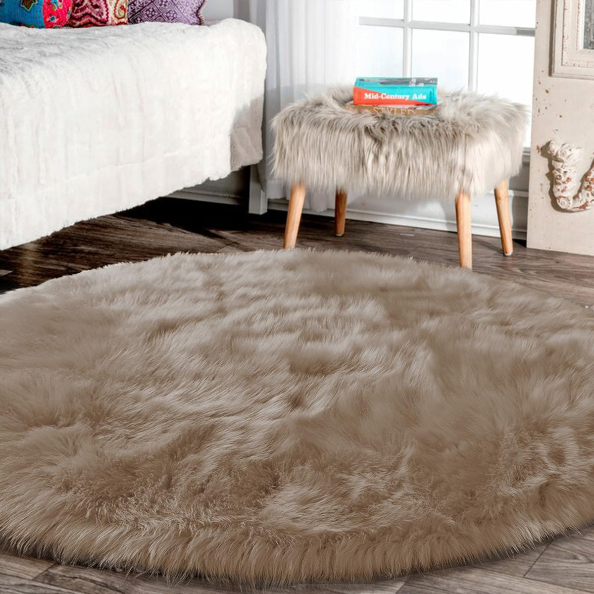 Latepis White Faux Fur Sheepskin Rug 4x6 for Living Room, Fuzzy Rugs Fluffy Washable Rug for Bedroom, Playroom, Luxury Room Decor, Rectangle