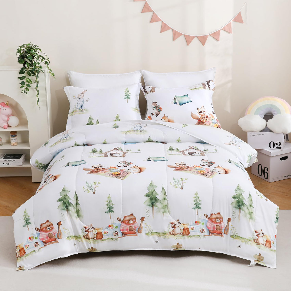 Yibeizi Kids Comforter Set for Boys Girls Full Size, Cute Quilted Woodland Forest Animal Print Fall Bedding with Pillow Sham, Lightweight Soft Breathable Machine Camping Themed Bed Set 3 Piece