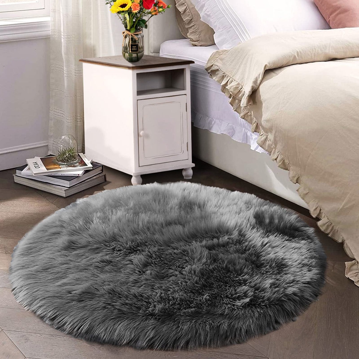 Latepis White Faux Fur Sheepskin Rug 4x6 for Living Room, Fuzzy Rugs Fluffy Washable Rug for Bedroom, Playroom, Luxury Room Decor, Rectangle
