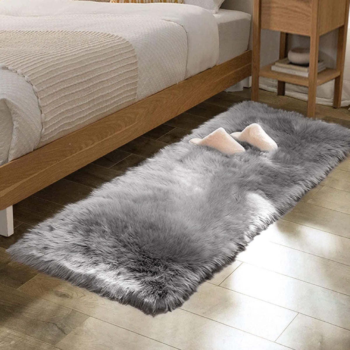 ORINOVA White Faux Sheepskin Fuzzy Fur Rugs for Bedroom Small Machine Washable Fluffy Area Rugs for Living Room 2x4 Shag Nursery Rug