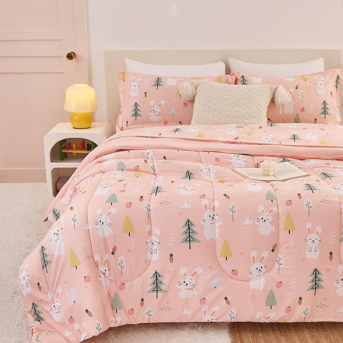 Yibeizi Kids Comforter Set for Boys Girls Full Size, Cute Quilted Woodland Forest Animal Print Fall Bedding with Pillow Sham, Lightweight Soft Breathable Machine Camping Themed Bed Set 3 Piece