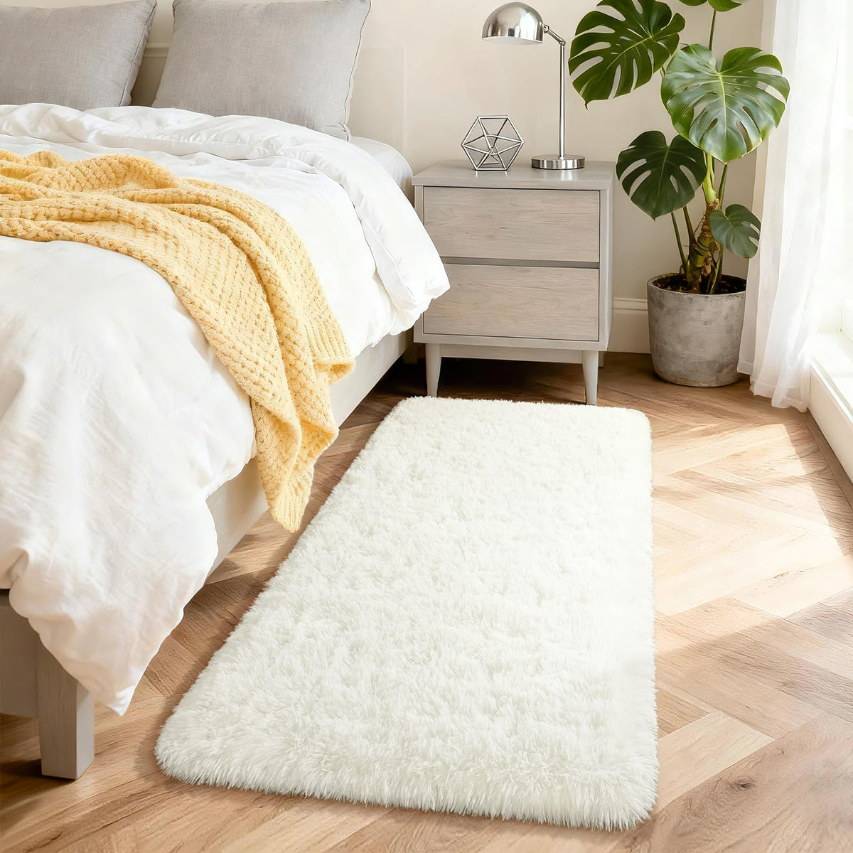 Merelax Soft Area Rug for Livingroom Bedroom, Machine Washable 4x6 Black Rugs Fluffy Shaggy Bedside Rug, Non Slip Indoor Carpet for Nursery Kids Room Home Decor Aesthetic