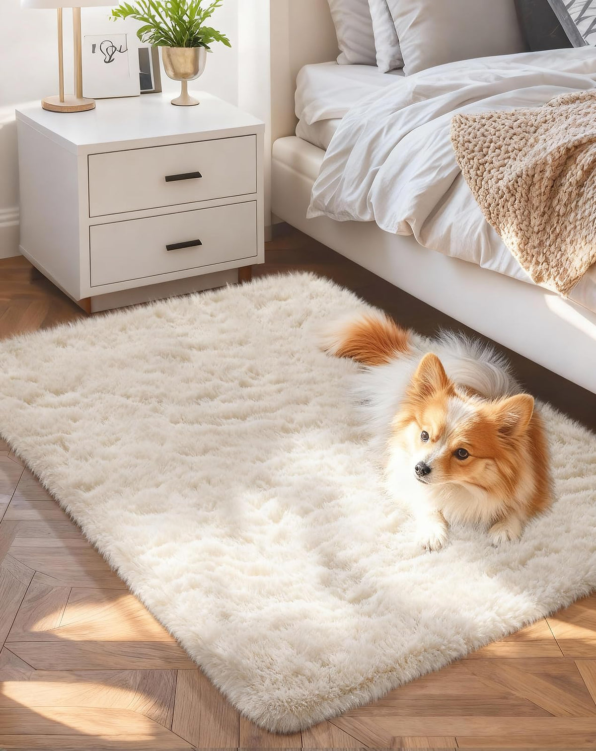Ophanie Round Rugs 5Ft Ivory Circle Area Rug,Baby Nursery Living Room Bedroom Decor Circular Carpet 5 Foot,Fluffy Fuzzy Shag Plush Cream for Kids Boys Girls Teen with Over 99 pcs Pile fibers