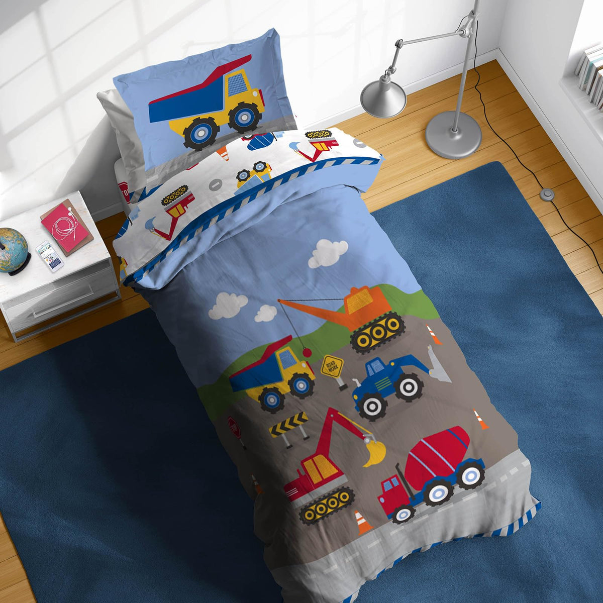 Sunny Side Up Bluey & Friends Full Comforter Set - 7 Piece Kids Bedding Includes Comforter, Sheets & Pillow Cover - Super Soft Microfiber Bed Set