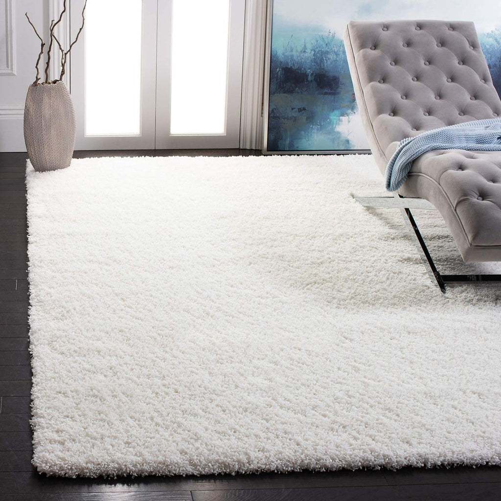 SAFAVIEH Area Rug 4x6 - California Shag Collection - Ivory, Non-Shedding & Easy to Clean, Ultra Plush Thick Pile, Ideal for Living Room, Bedroom, Dining Space (SG151-1212)