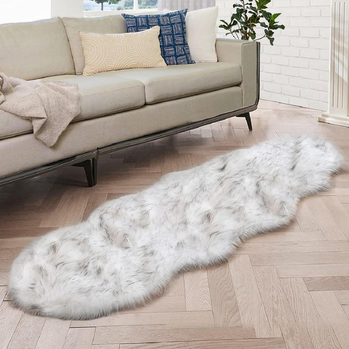 ORINOVA White Faux Sheepskin Fuzzy Fur Rugs for Bedroom Small Machine Washable Fluffy Area Rugs for Living Room 2x4 Shag Nursery Rug