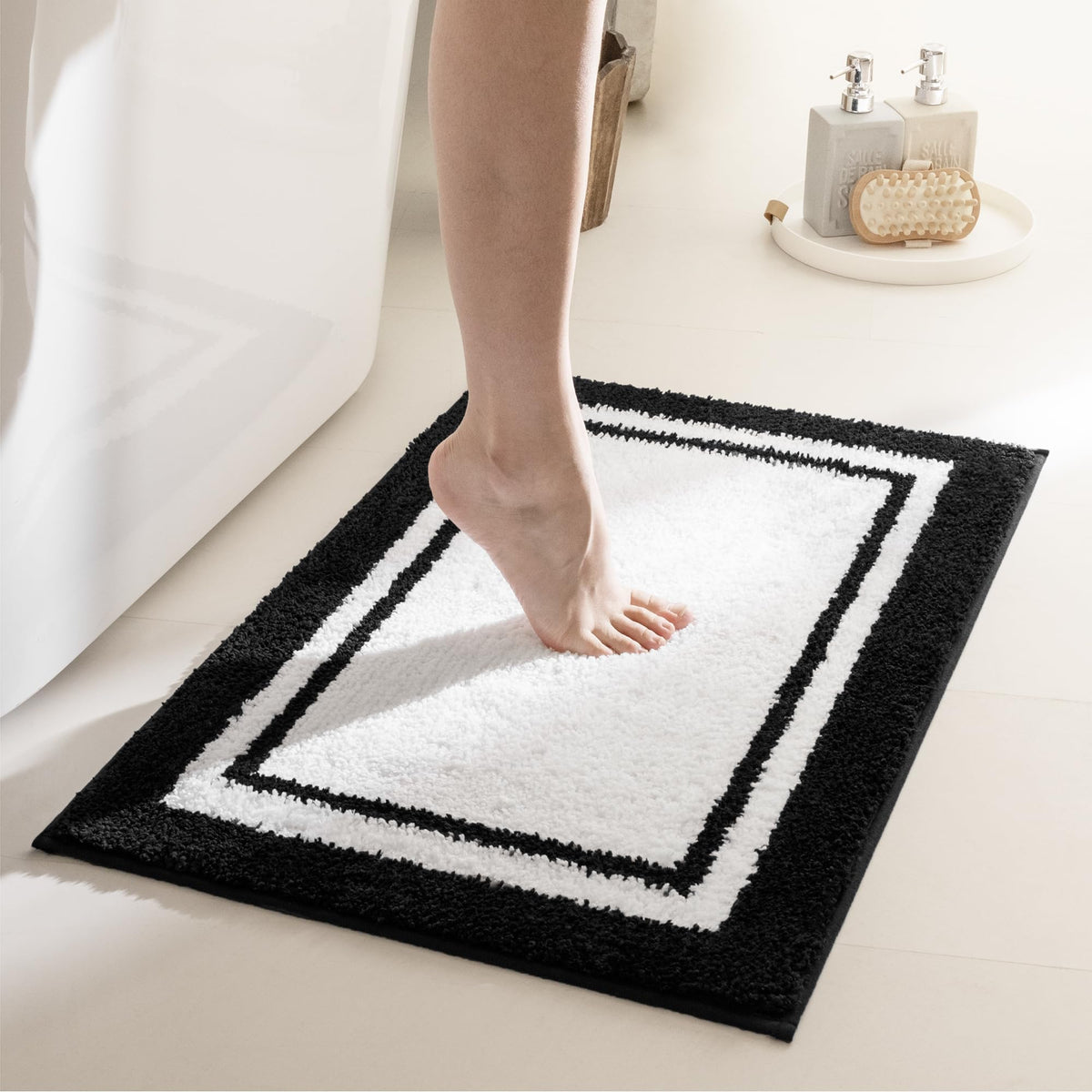 GRANNY SAYS Gray Bathroom Rug 16" x 24", Non-Slip Microfiber Bath Mat