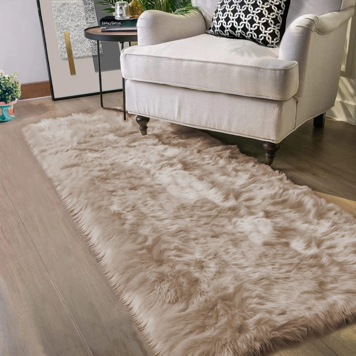 Latepis White Faux Fur Sheepskin Rug 4x6 for Living Room, Fuzzy Rugs Fluffy Washable Rug for Bedroom, Playroom, Luxury Room Decor, Rectangle