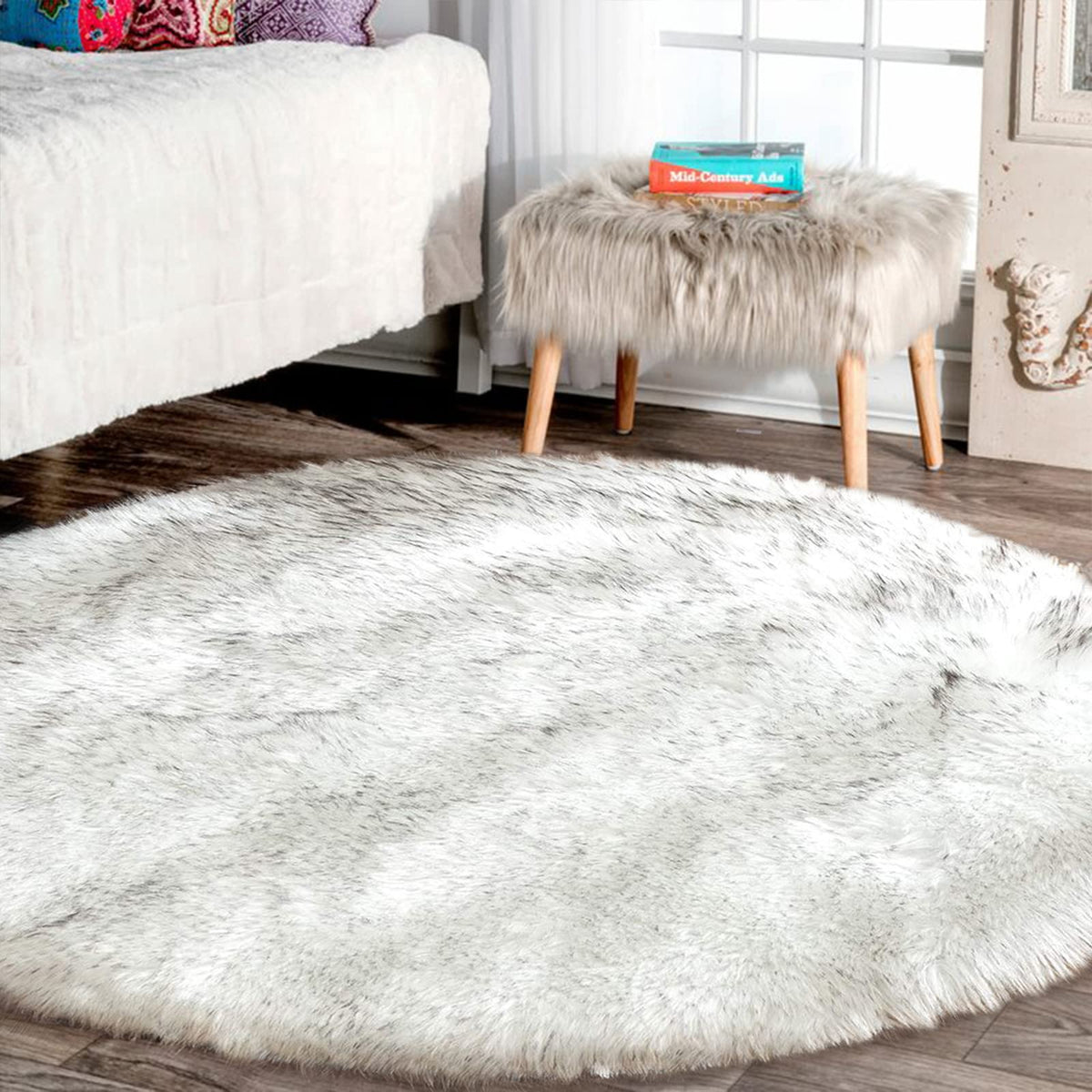 Latepis White Faux Fur Sheepskin Rug 4x6 for Living Room, Fuzzy Rugs Fluffy Washable Rug for Bedroom, Playroom, Luxury Room Decor, Rectangle