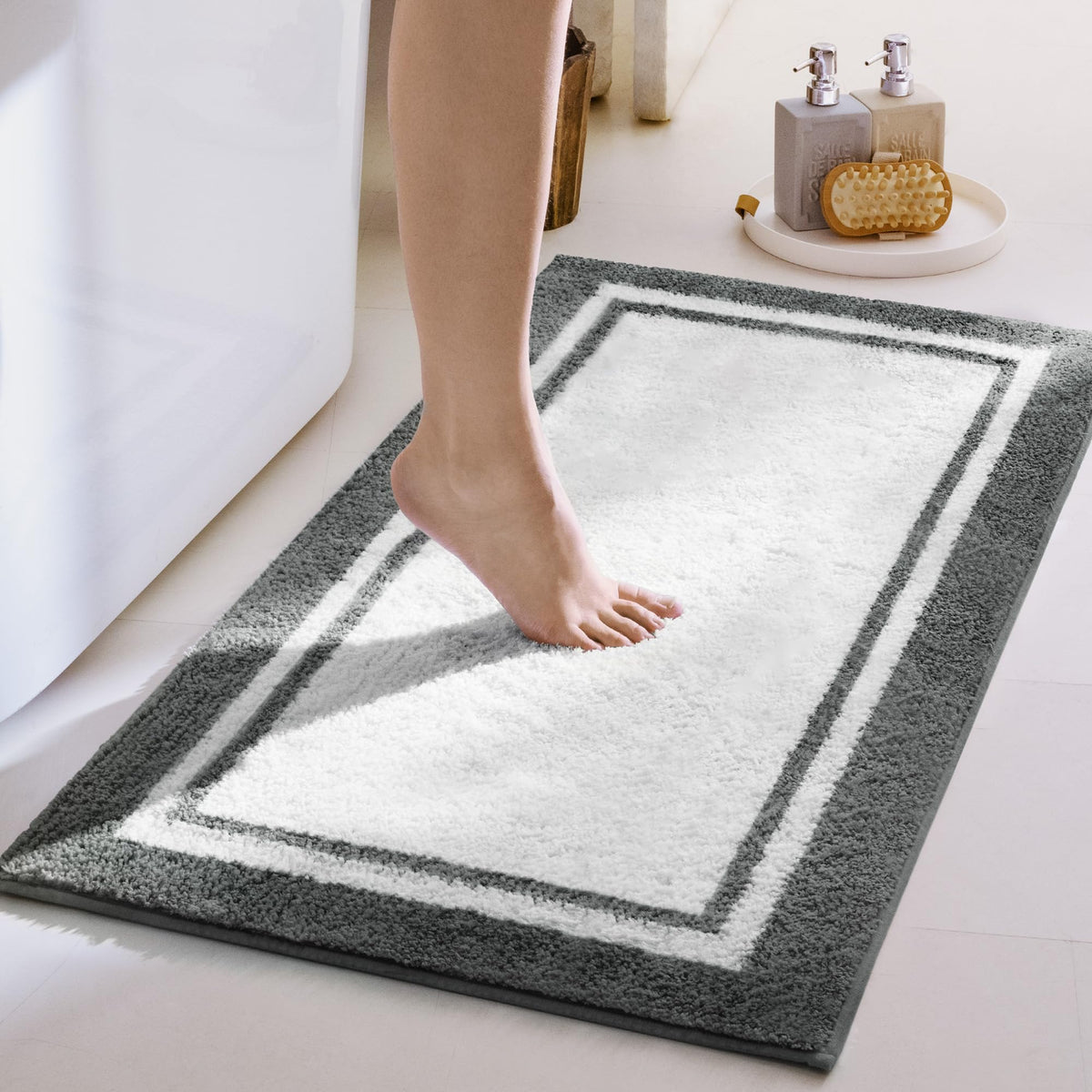GRANNY SAYS Gray Bathroom Rug 16" x 24", Non-Slip Microfiber Bath Mat