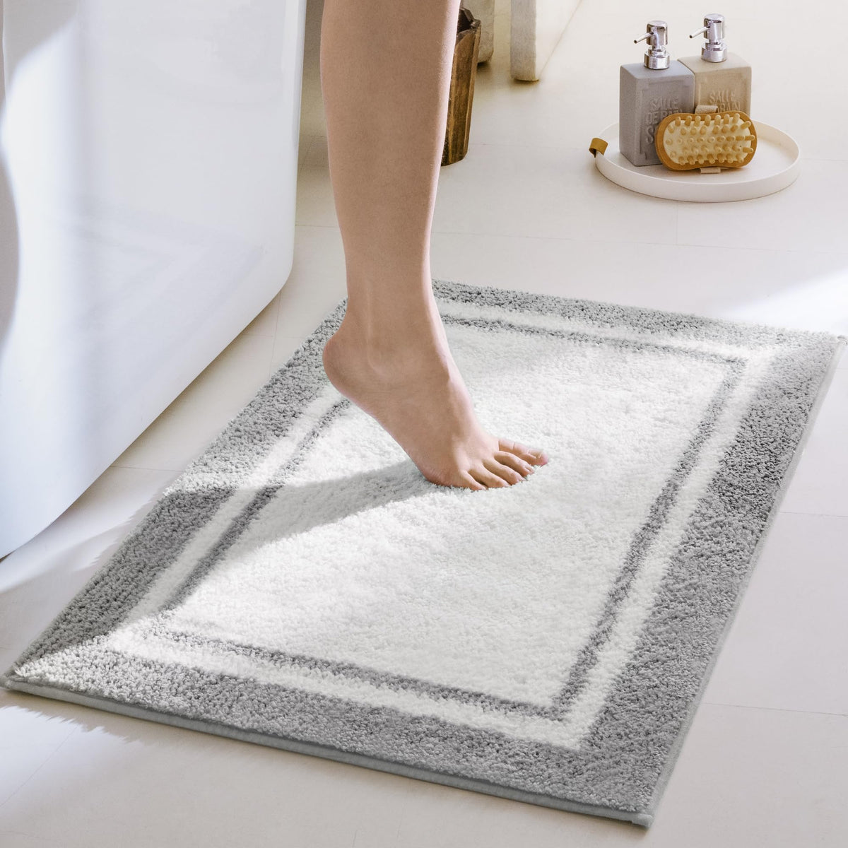 GRANNY SAYS Gray Bathroom Rug 16" x 24", Non-Slip Microfiber Bath Mat