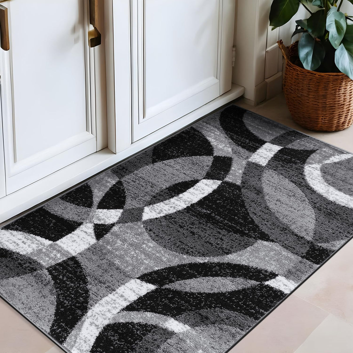 Rugshop Overlapping Circles Modern Geometric Area Rug Red 7'10" x 10'2"