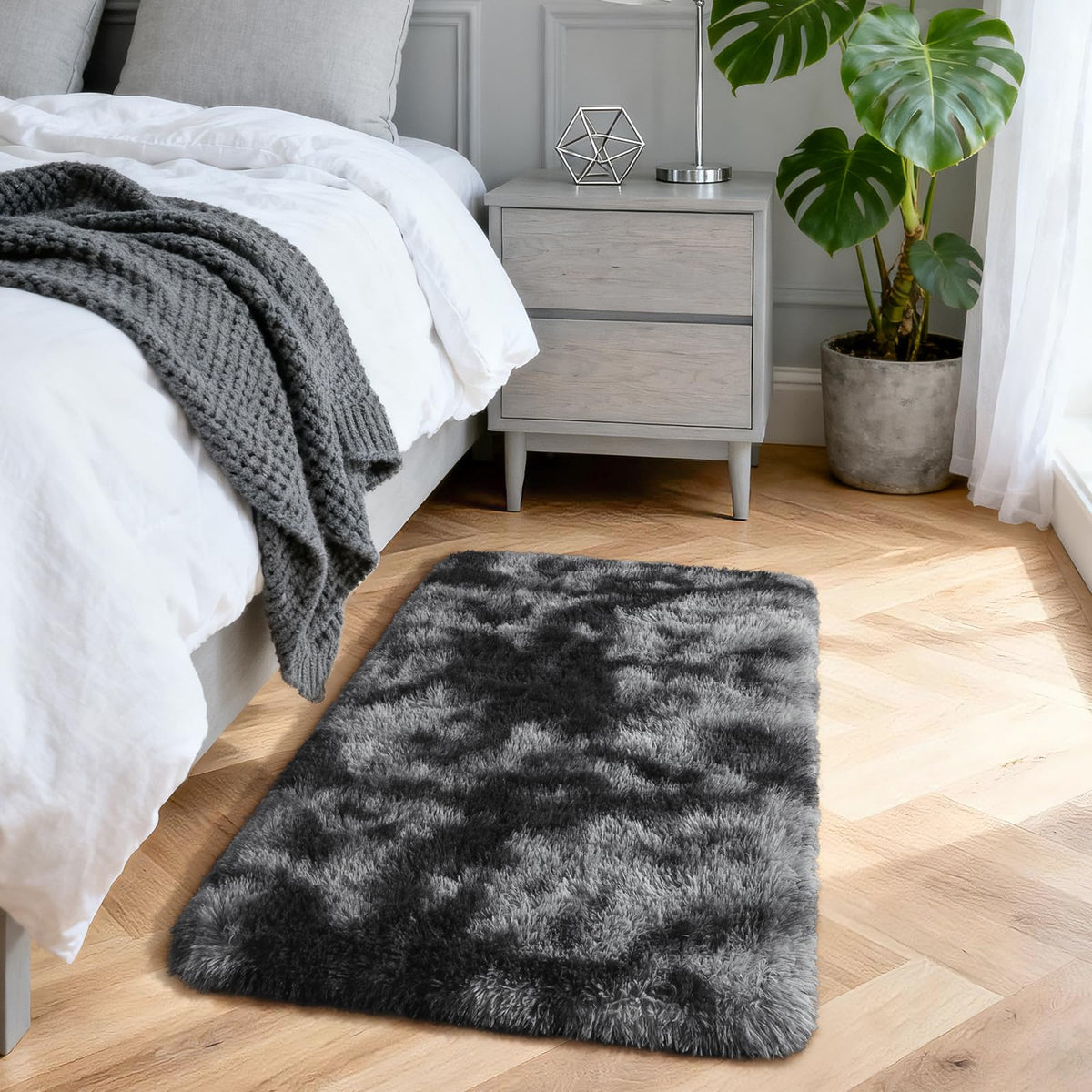 Merelax Soft Area Rug for Livingroom Bedroom, Machine Washable 4x6 Black Rugs Fluffy Shaggy Bedside Rug, Non Slip Indoor Carpet for Nursery Kids Room Home Decor Aesthetic