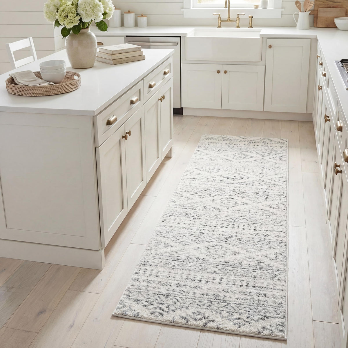 SAFAVIEH Tulum Area Rug 8x10, Large Ivory & Grey TUL272A
