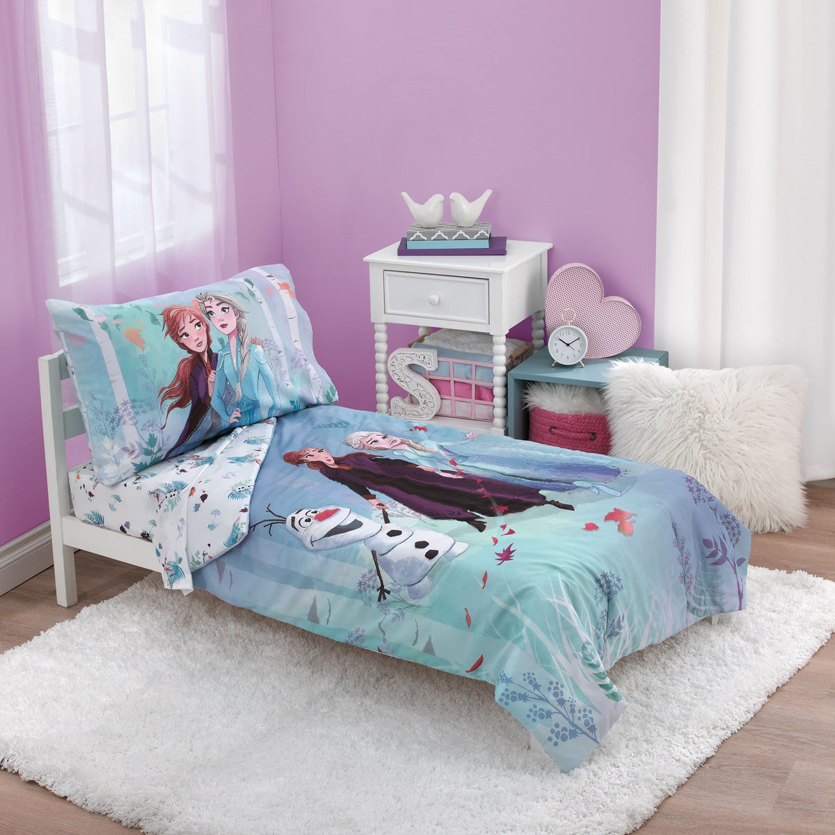 Disney 4 Piece Minnie's Fluttery Friends Toddler Bedding Set, Lavender
