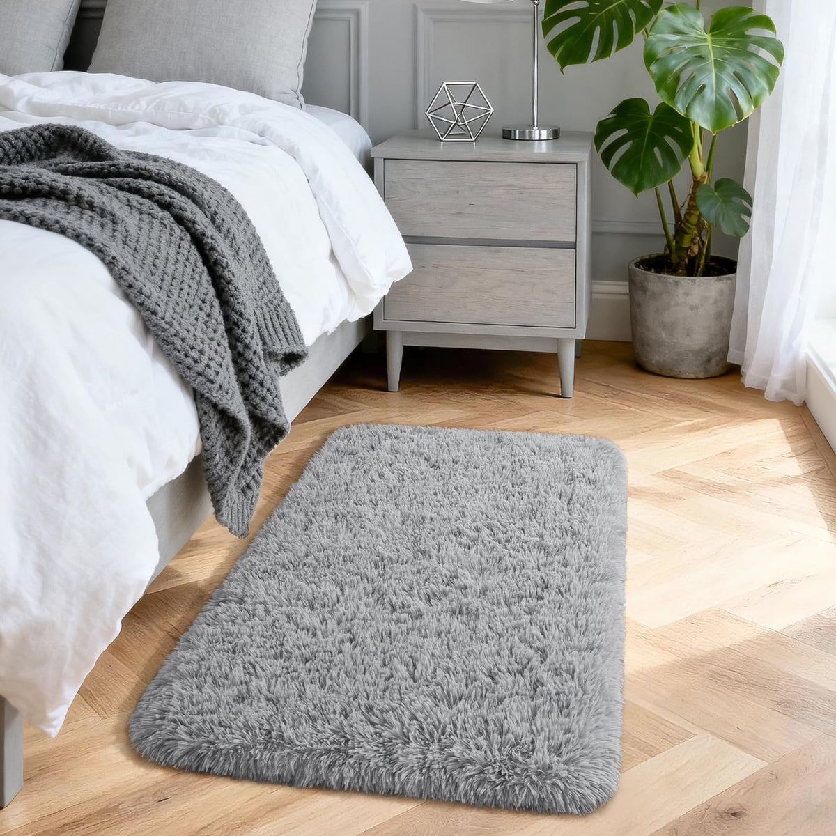 Merelax Soft Area Rug for Livingroom Bedroom, Machine Washable 4x6 Black Rugs Fluffy Shaggy Bedside Rug, Non Slip Indoor Carpet for Nursery Kids Room Home Decor Aesthetic