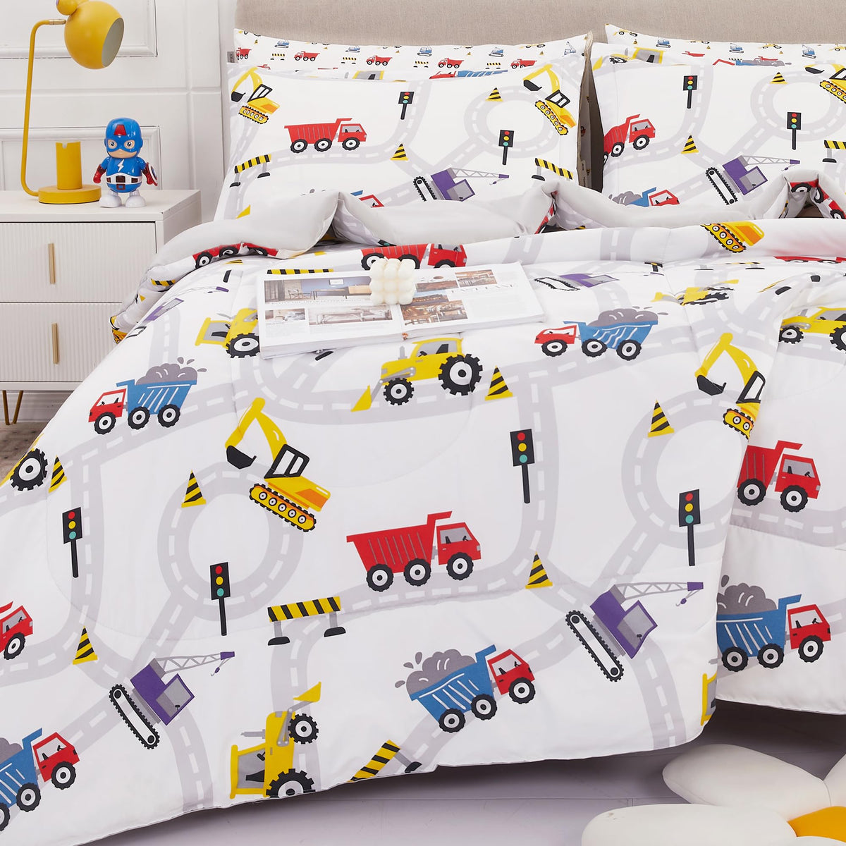 Viviland Kids Twin Bedding Sets, Boys Comforter, White Car