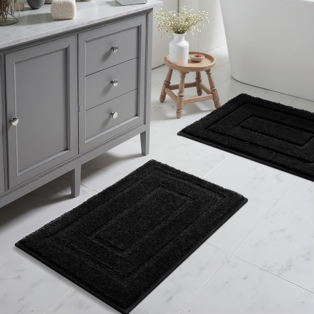 GRANNY SAYS Gray Bathroom Rug 16" x 24", Non-Slip Microfiber Bath Mat