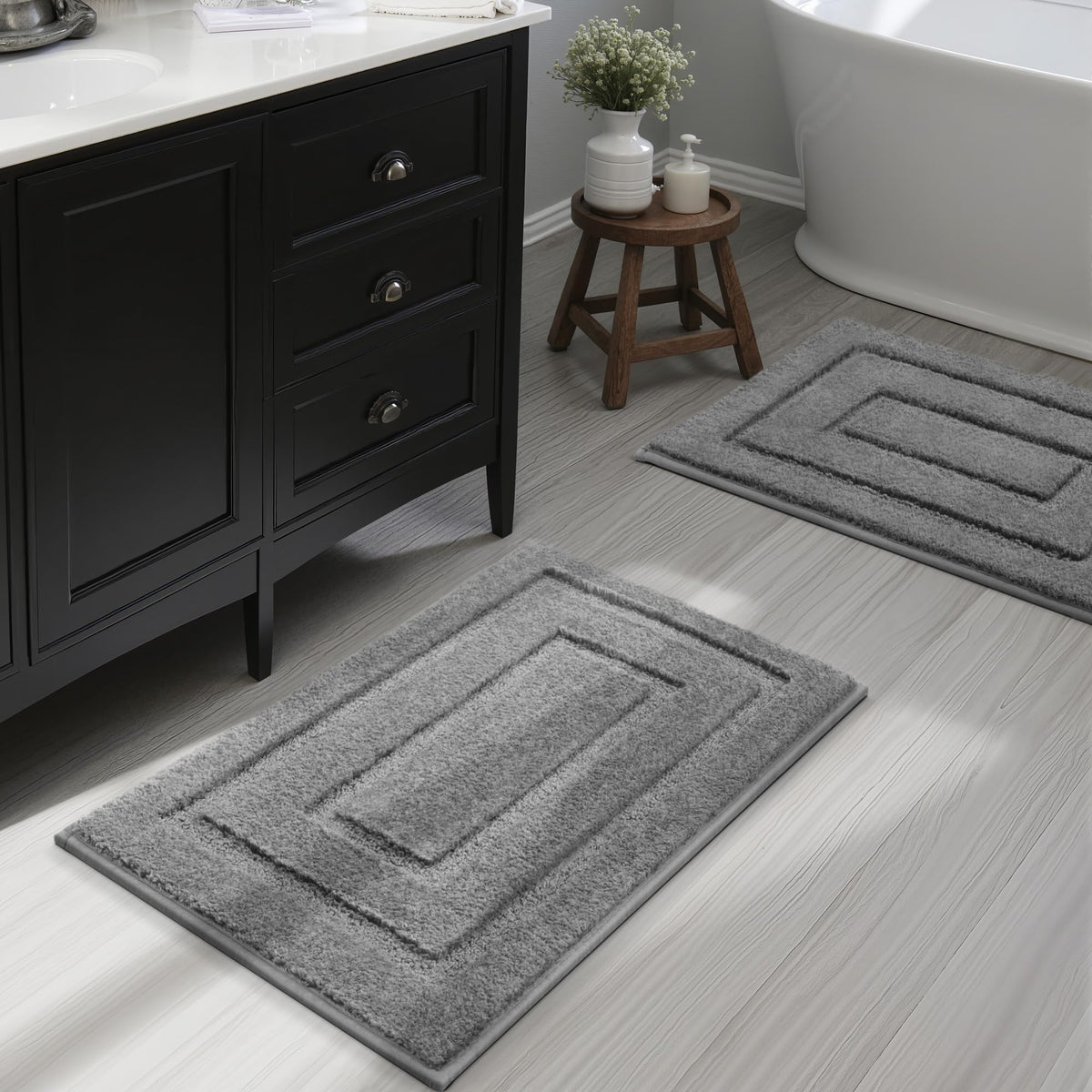 GRANNY SAYS Gray Bathroom Rug 16" x 24", Non-Slip Microfiber Bath Mat