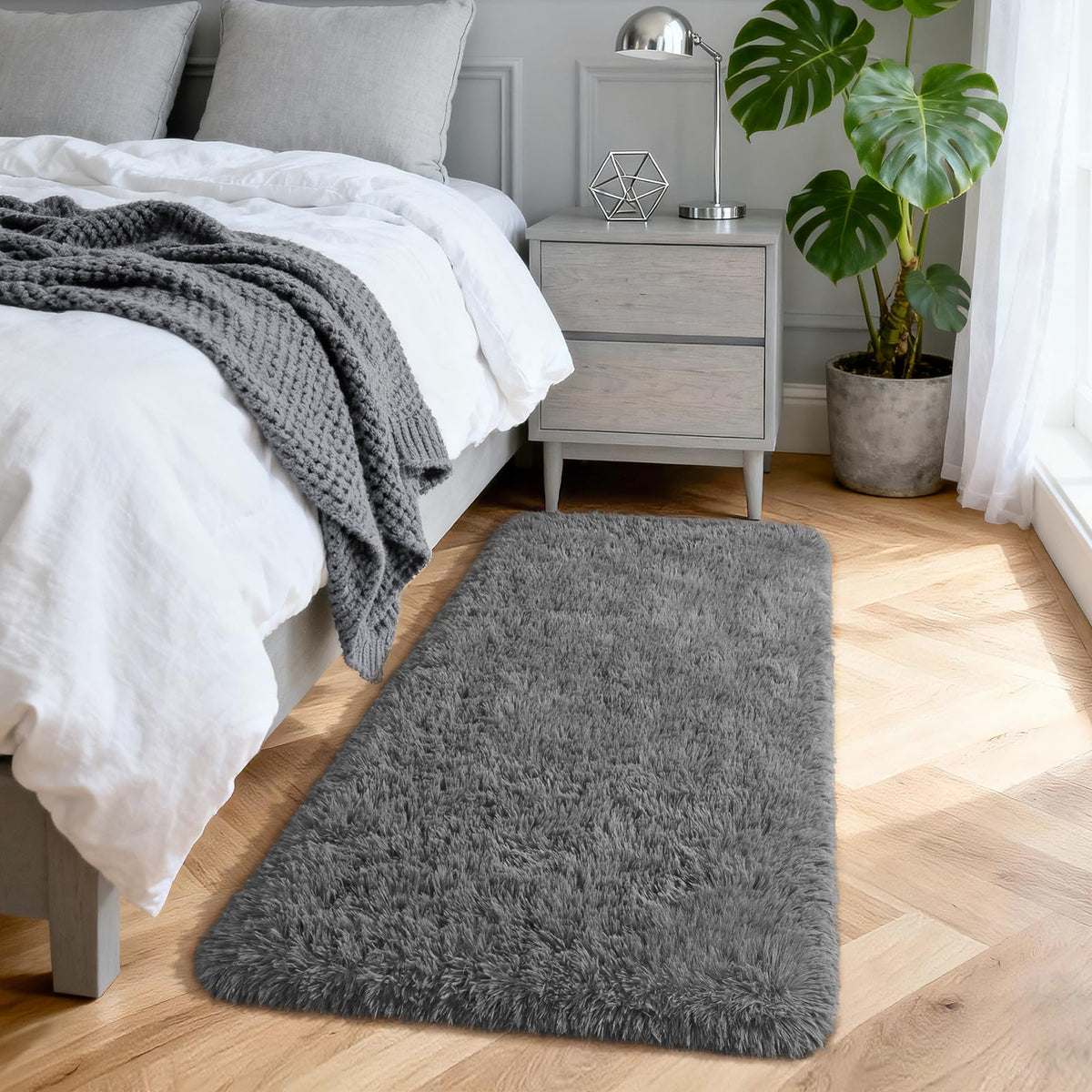 Merelax Soft Area Rug for Livingroom Bedroom, Machine Washable 4x6 Black Rugs Fluffy Shaggy Bedside Rug, Non Slip Indoor Carpet for Nursery Kids Room Home Decor Aesthetic