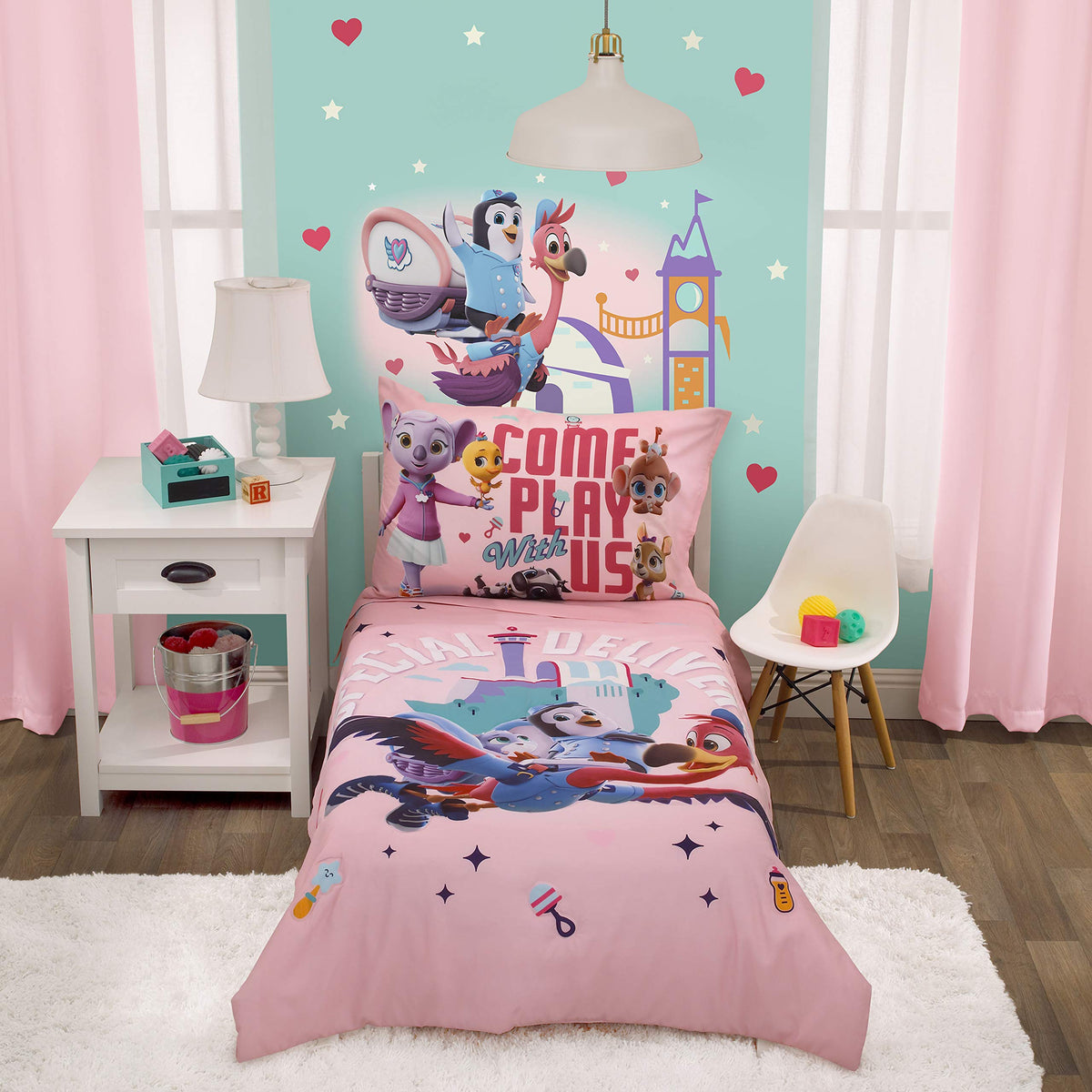 Disney 4 Piece Minnie's Fluttery Friends Toddler Bedding Set, Lavender