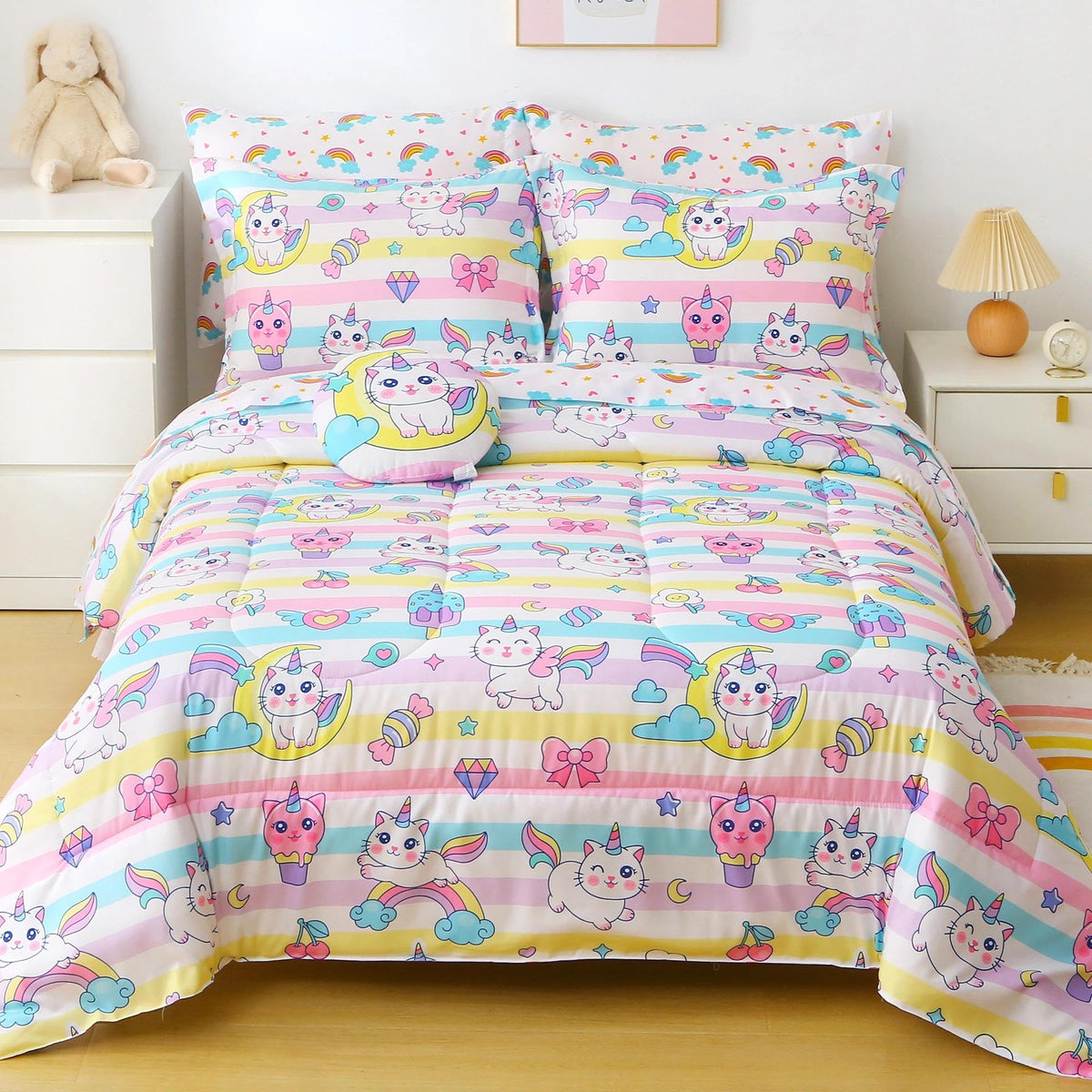 Mooreeke Kids Twin Comforter Sets for Boys 6 Pieces Truck Blue Bedding Set for Teens Soft Microfiber Kids Bed in A Bag with Comforter, Sheet Set, Shams and Decorative Toy Pillow All Season