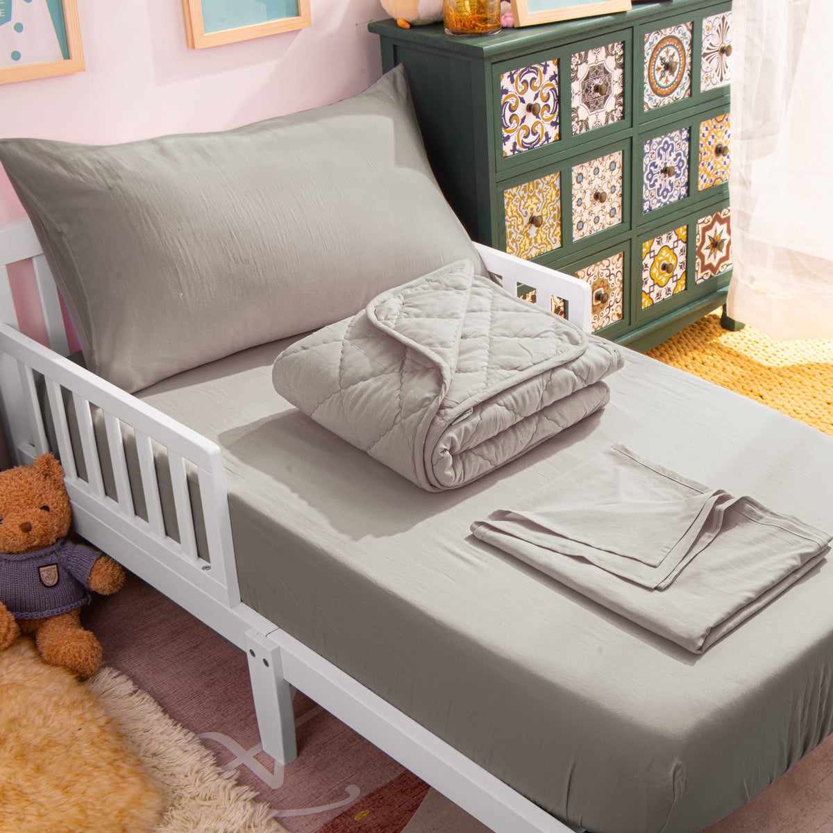 NTBAY Toddler Microfiber Bedding Set, 4 Piece, Pink