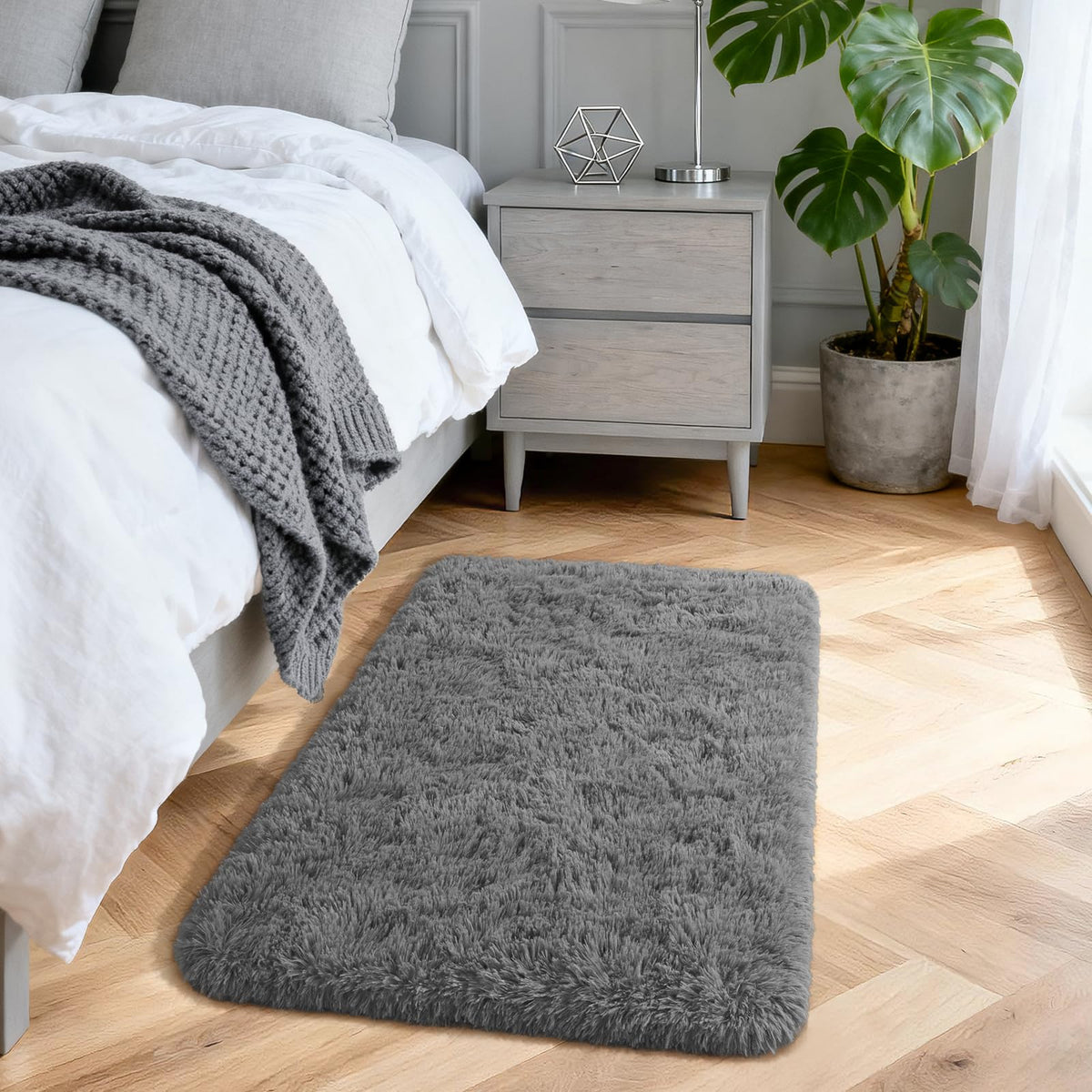 Merelax Soft Area Rug for Livingroom Bedroom, Machine Washable 4x6 Black Rugs Fluffy Shaggy Bedside Rug, Non Slip Indoor Carpet for Nursery Kids Room Home Decor Aesthetic