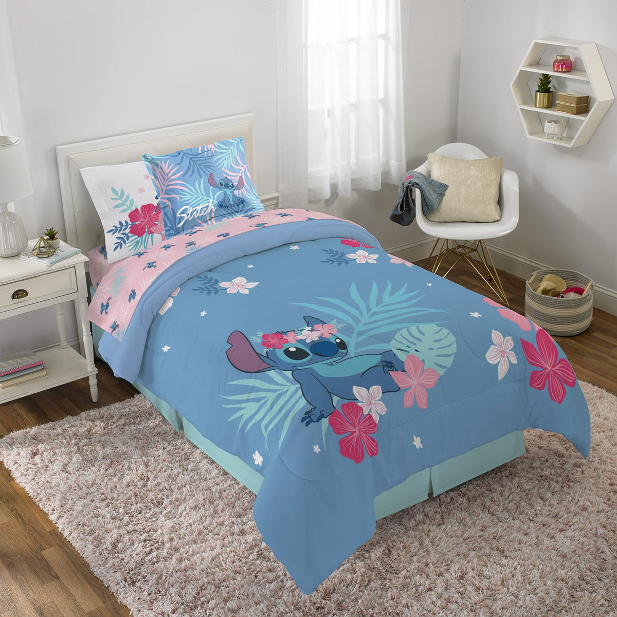 Bluey Bingo Twin Comforter Set 5 Piece Kids Bedding for Girls, Multi