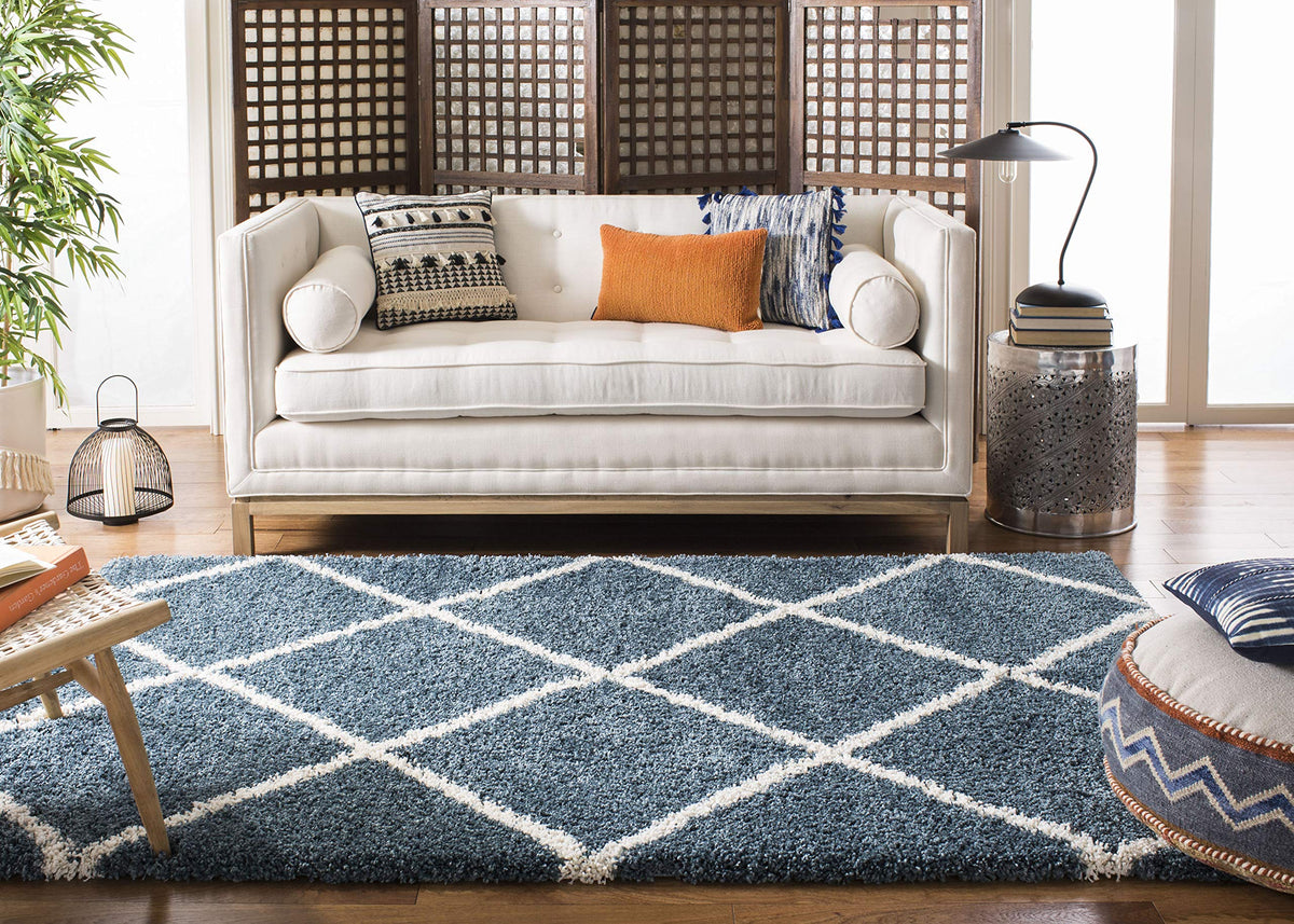 SAFAVIEH Hudson Shag Accent Rug 3'x5', Soft Plush Grey & Beige SGH281J