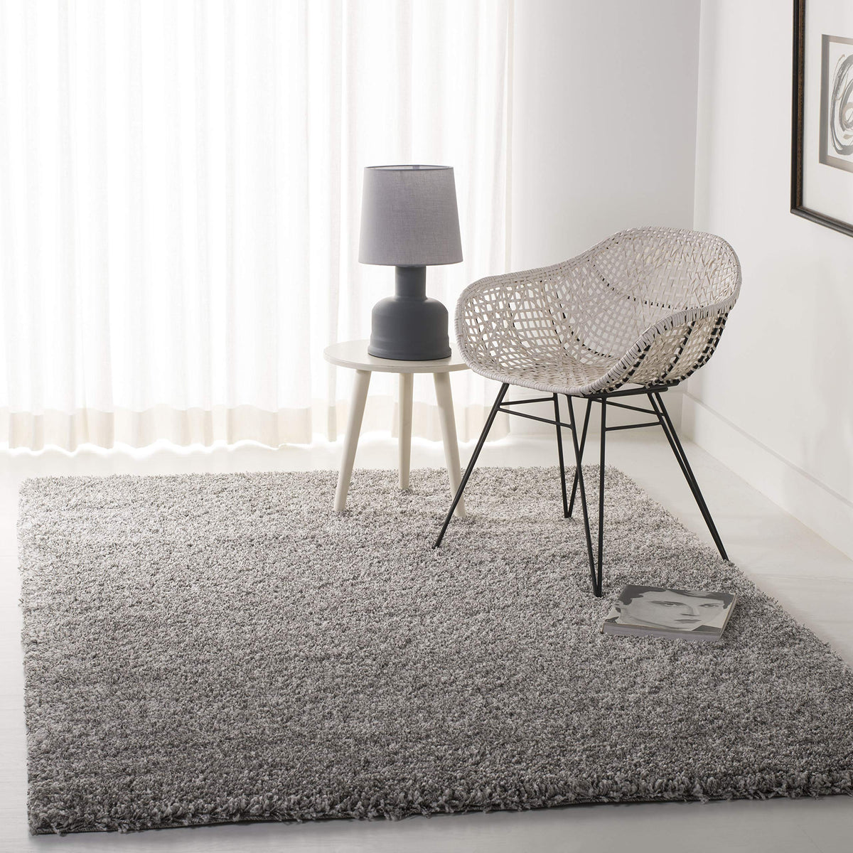 SAFAVIEH Area Rug 4x6 - California Shag Collection - Ivory, Non-Shedding & Easy to Clean, Ultra Plush Thick Pile, Ideal for Living Room, Bedroom, Dining Space (SG151-1212)