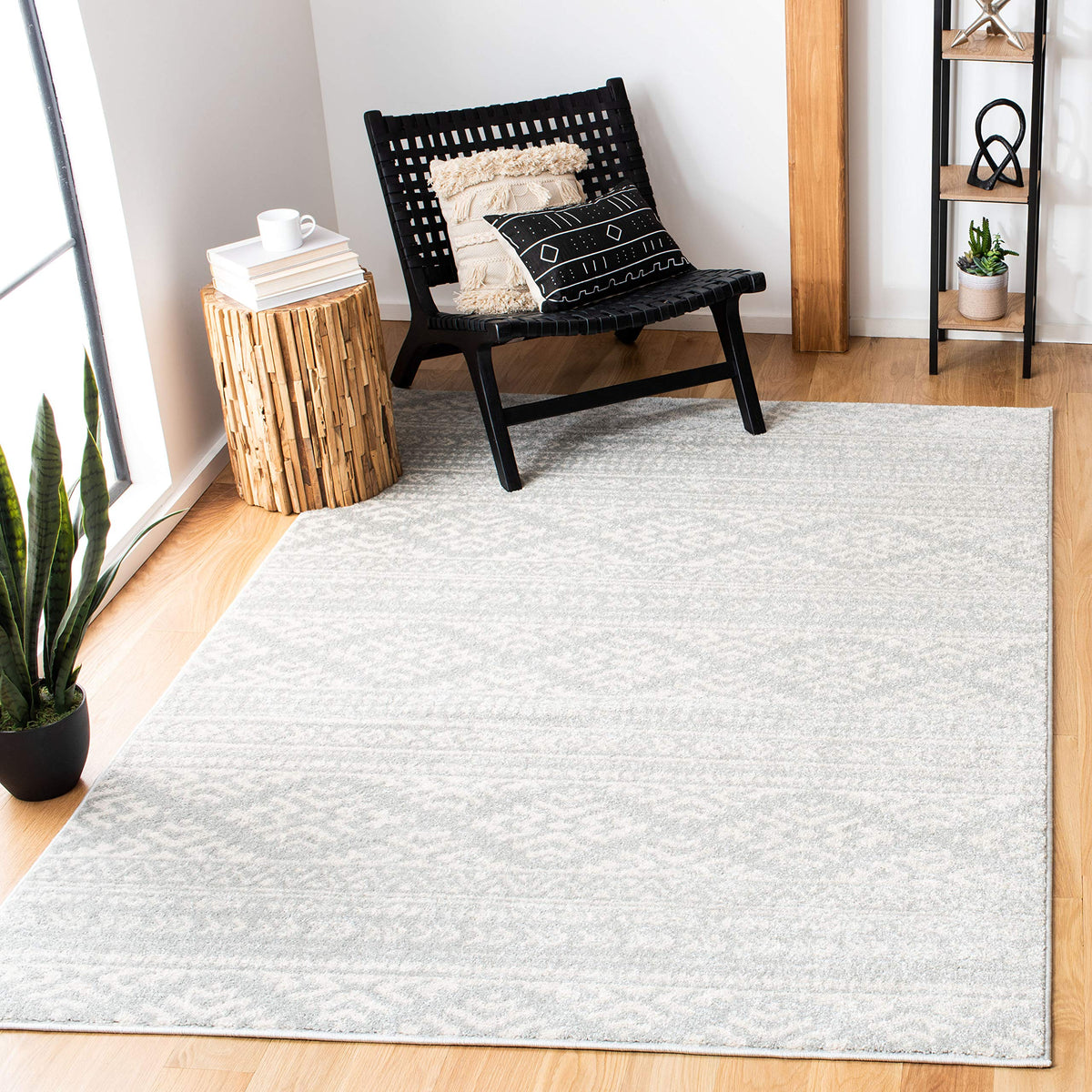 SAFAVIEH Tulum Area Rug 8x10, Large Ivory & Grey TUL272A