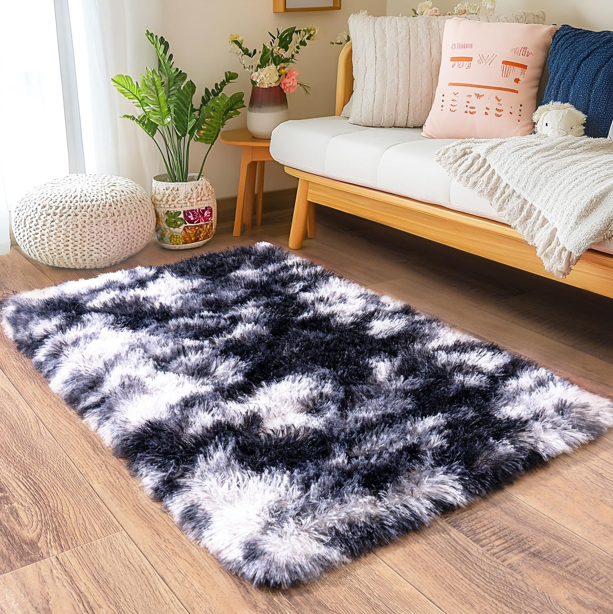 Black Rug for Bedroom, Soft Shaggy Modern Shag 4x6 Area Rugs for Living Room, Upgrade Non-Slip Plush Fluffy Carpet for Kids Boys Girls Room Dorm Home Decor Aesthetic