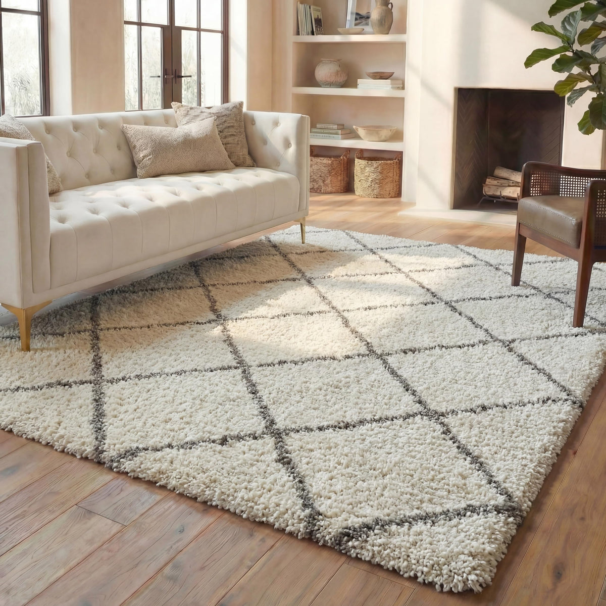SAFAVIEH Hudson Shag Accent Rug 3'x5', Soft Plush Grey & Beige SGH281J