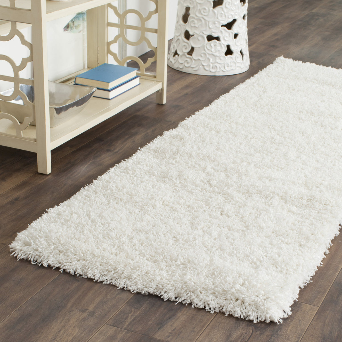 SAFAVIEH Area Rug 4x6 - California Shag Collection - Ivory, Non-Shedding & Easy to Clean, Ultra Plush Thick Pile, Ideal for Living Room, Bedroom, Dining Space (SG151-1212)
