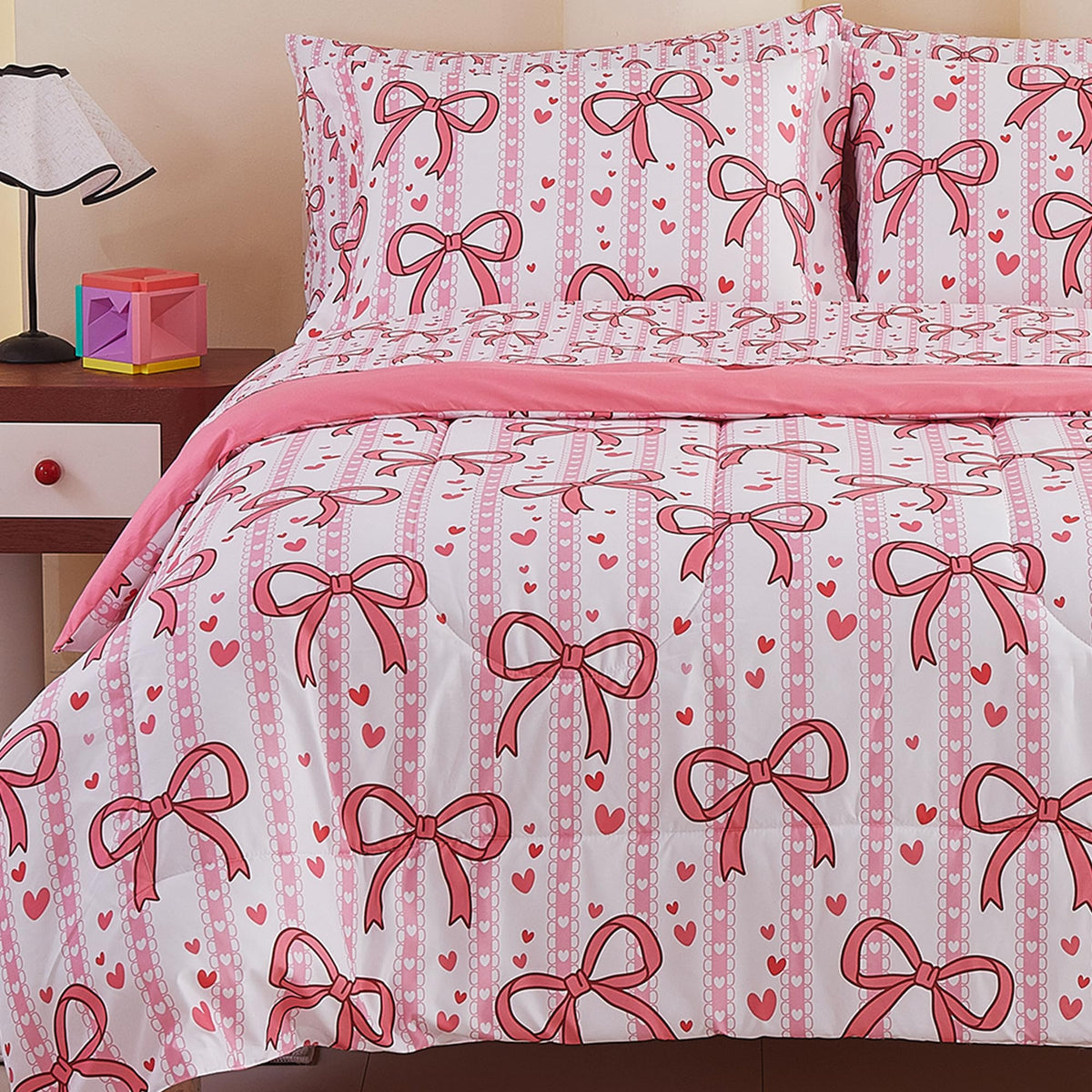 Viviland Kids Twin Bedding Sets, Boys Comforter, White Car
