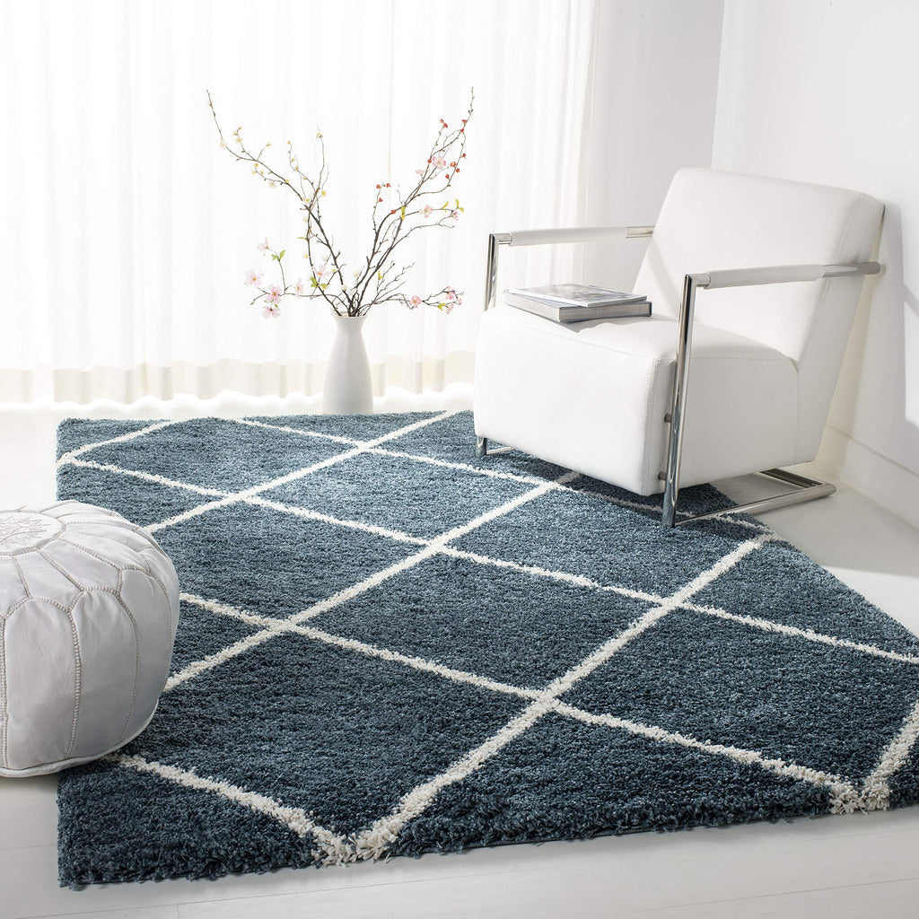 SAFAVIEH Hudson Shag Accent Rug 3'x5', Soft Plush Grey & Beige SGH281J