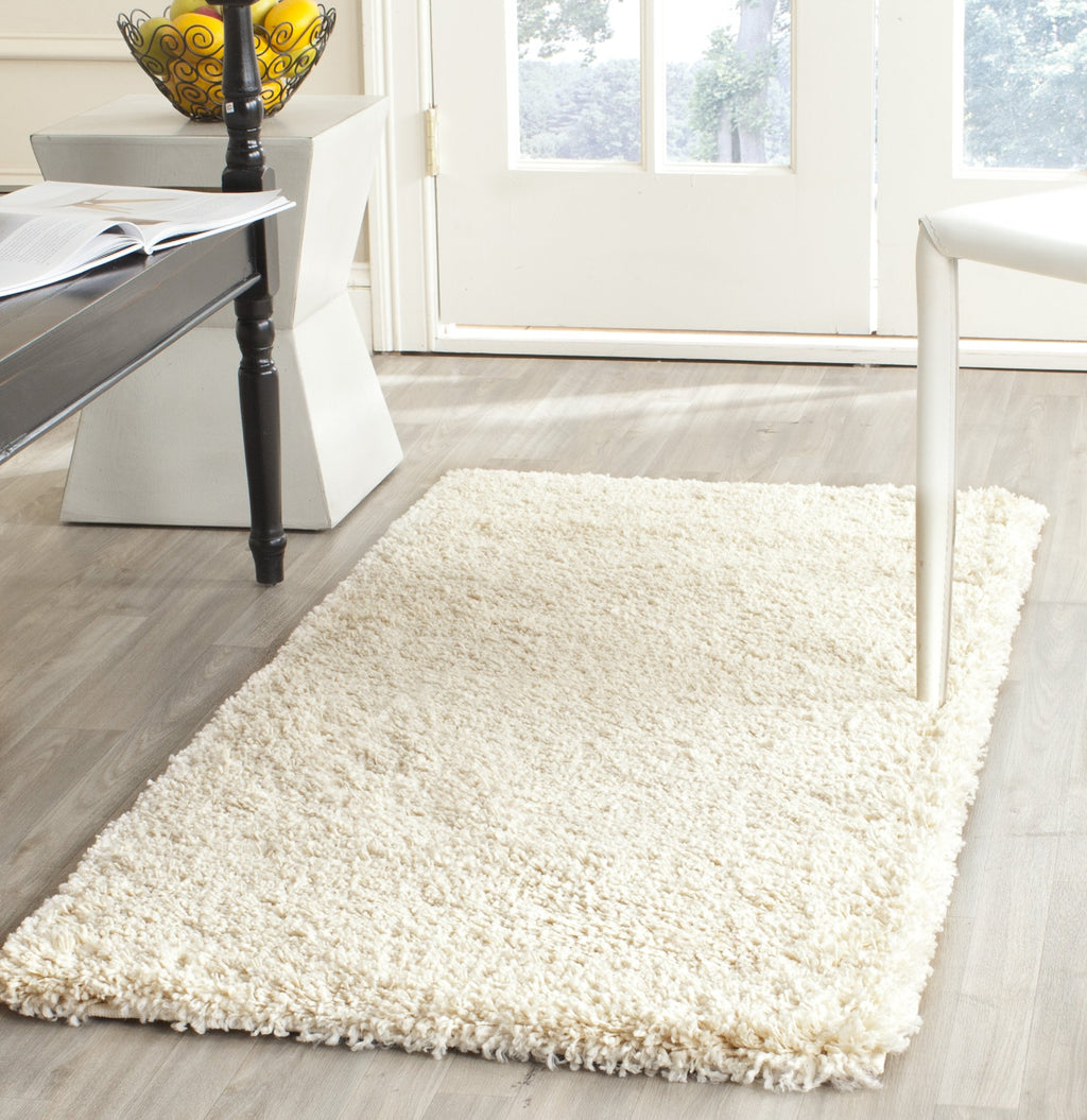 SAFAVIEH Area Rug 4x6 - California Shag Collection - Ivory, Non-Shedding & Easy to Clean, Ultra Plush Thick Pile, Ideal for Living Room, Bedroom, Dining Space (SG151-1212)