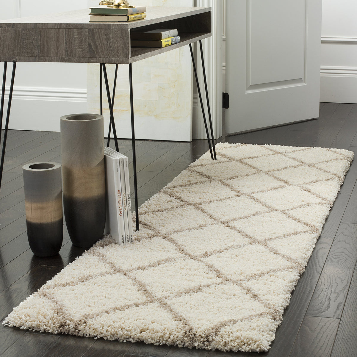 SAFAVIEH Hudson Shag Accent Rug 3'x5', Soft Plush Grey & Beige SGH281J