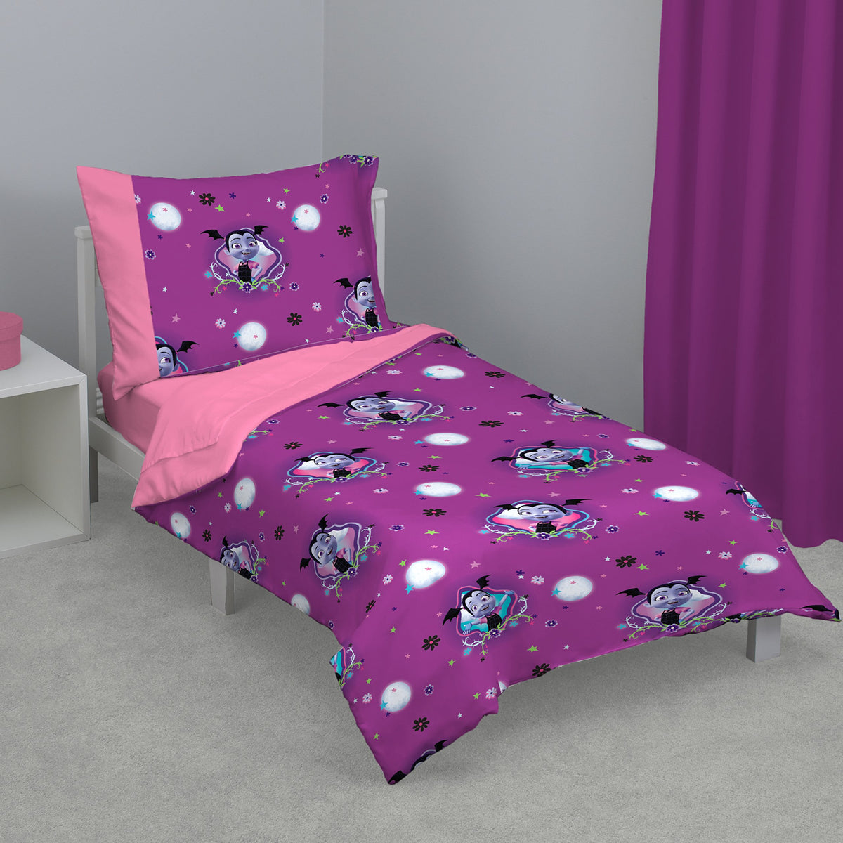 Disney 4 Piece Minnie's Fluttery Friends Toddler Bedding Set, Lavender