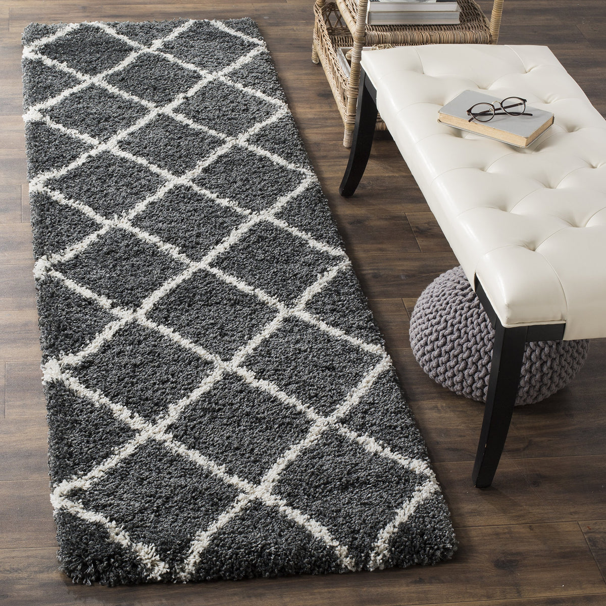 SAFAVIEH Hudson Shag Accent Rug 3'x5', Soft Plush Grey & Beige SGH281J