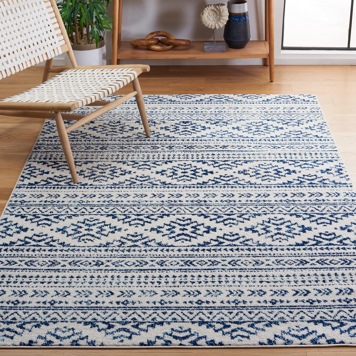 SAFAVIEH Tulum Area Rug 8x10, Large Ivory & Grey TUL272A
