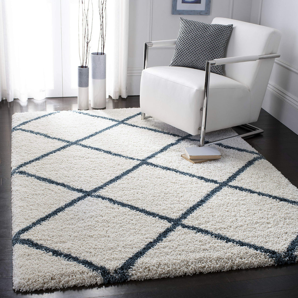 SAFAVIEH Hudson Shag Accent Rug 3'x5', Soft Plush Grey & Beige SGH281J