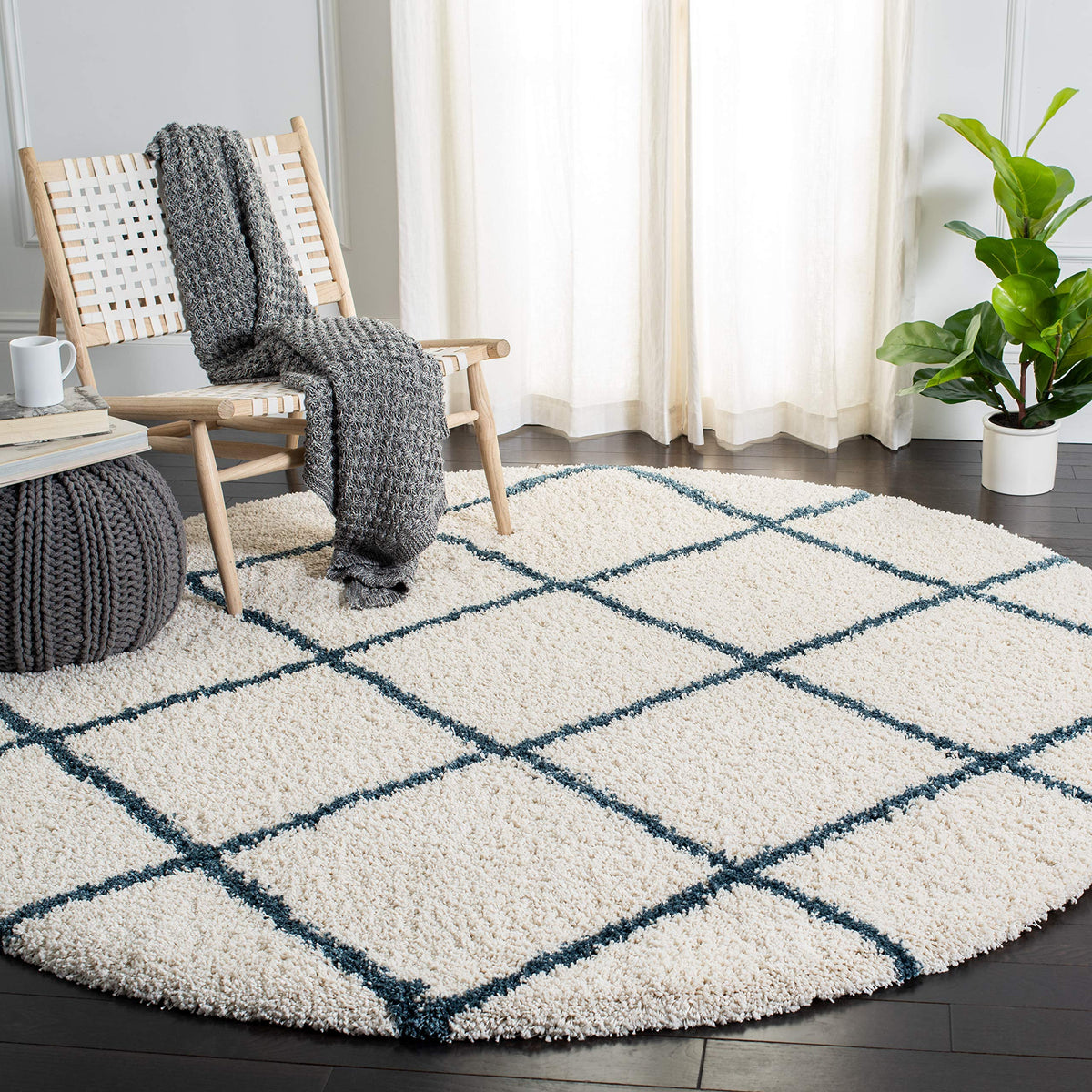 SAFAVIEH Hudson Shag Accent Rug 3'x5', Soft Plush Grey & Beige SGH281J