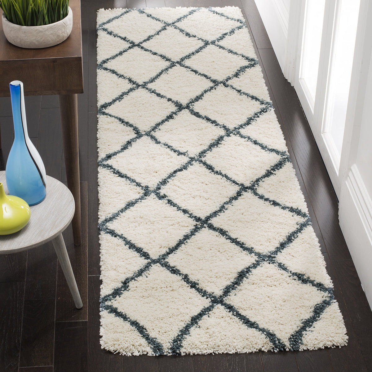 SAFAVIEH Hudson Shag Accent Rug 3'x5', Soft Plush Grey & Beige SGH281J