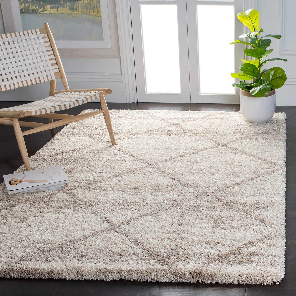 SAFAVIEH Hudson Shag Accent Rug 3'x5', Soft Plush Grey & Beige SGH281J