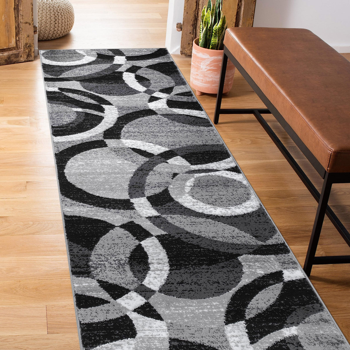 Rugshop Overlapping Circles Modern Geometric Area Rug Red 7'10" x 10'2"